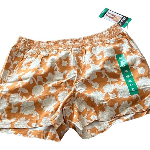 Briggs& Riley Women’s orange & white shorts Size XL. NWT - Picture 2 of 3